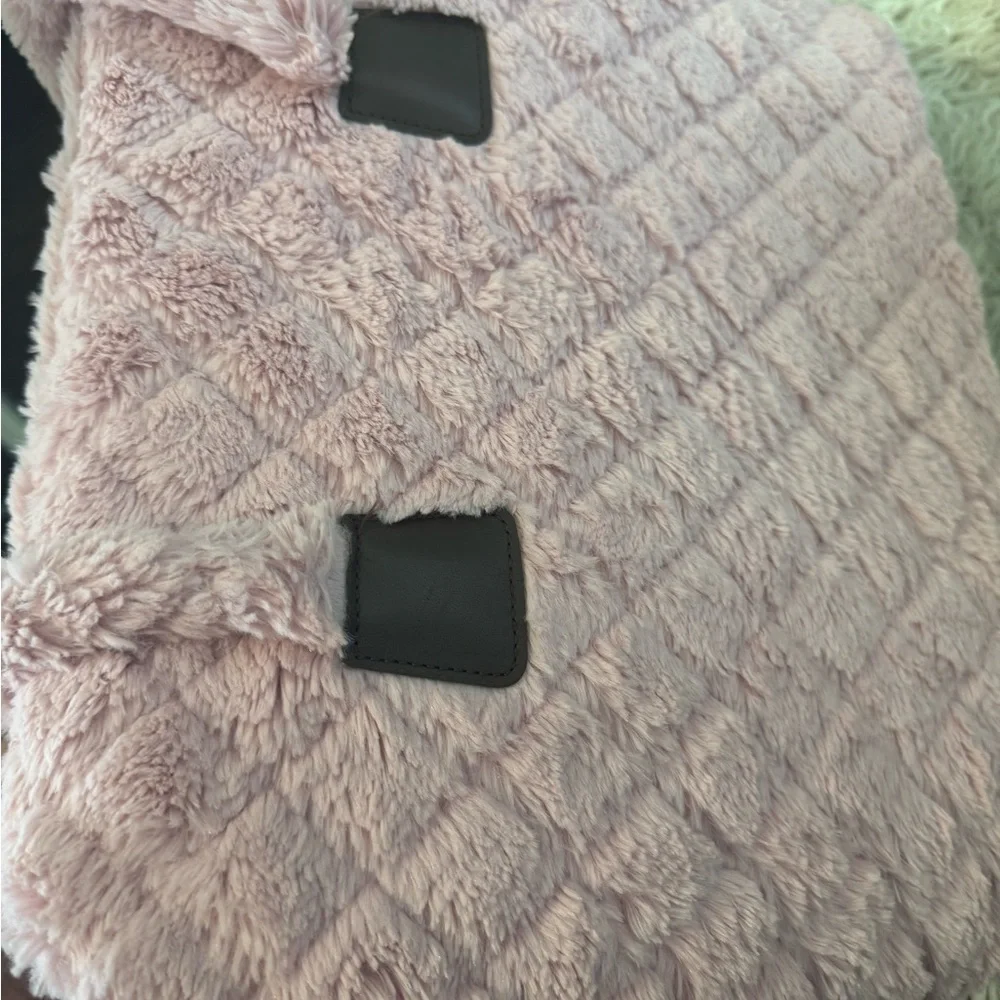 Pinkaholic carry bag